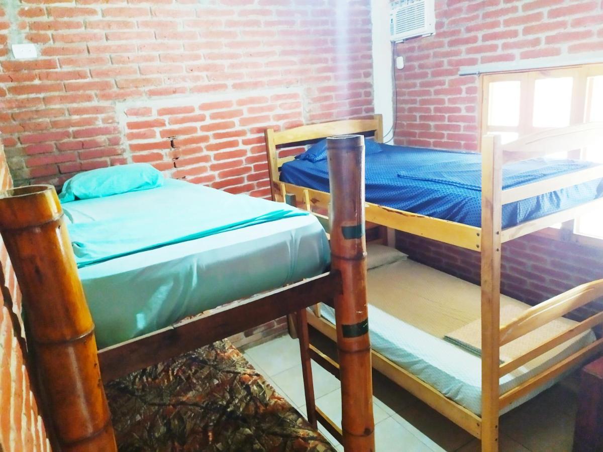 Hostel Iguana Beach House Montañita Exterior foto